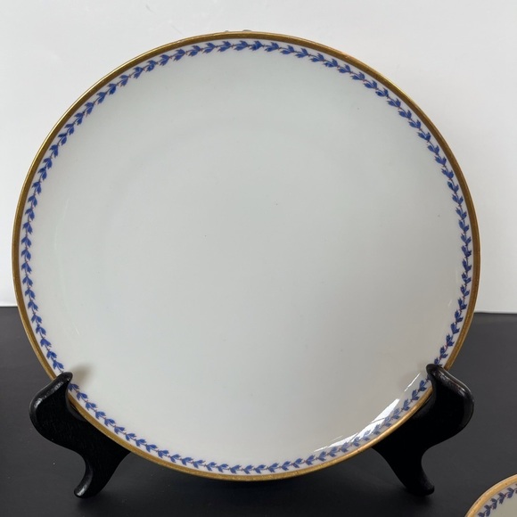 Haviland & Co. Limoges Luncheon Set White with Gold and Royal Blue Ivy Pattern - Picture 2 of 11